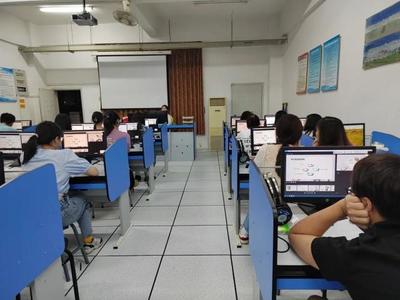 深化校企合作，共筑计算机技术人才培养新生态